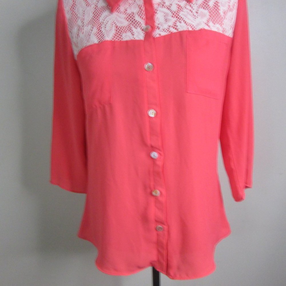 Nurture Blouse M Coral Button Up 3/4 Sleeve - Picture 3 of 11